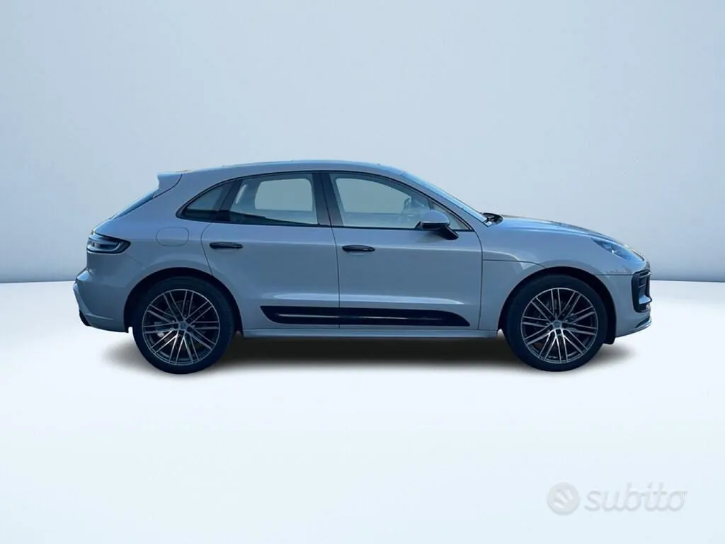 Porsche Macan 2023 photo 3