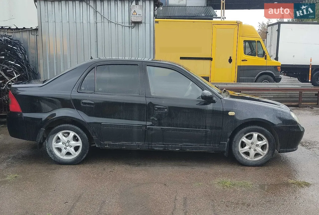 Geely Mr 2008 photo 5