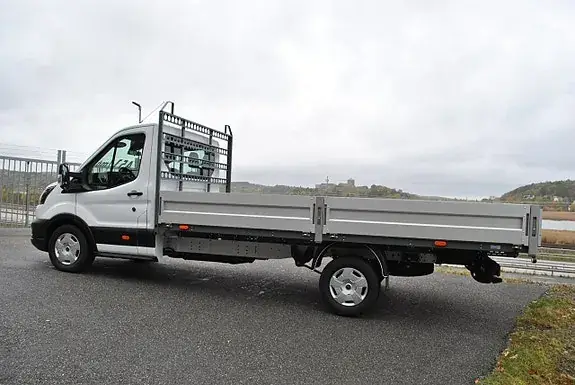 Ford Transit 350 L4 Chassis 2026 photo 4
