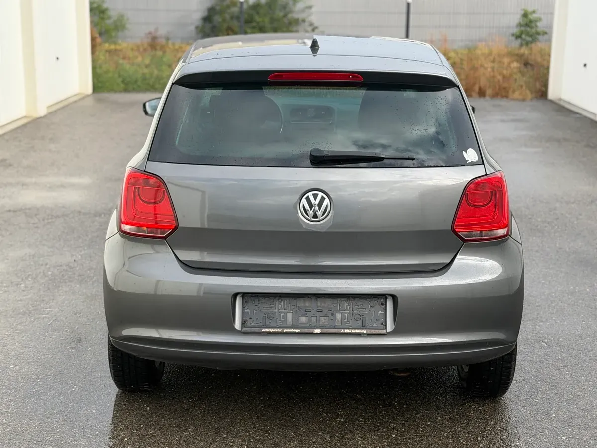 Volkswagen Polo 2010 photo 3
