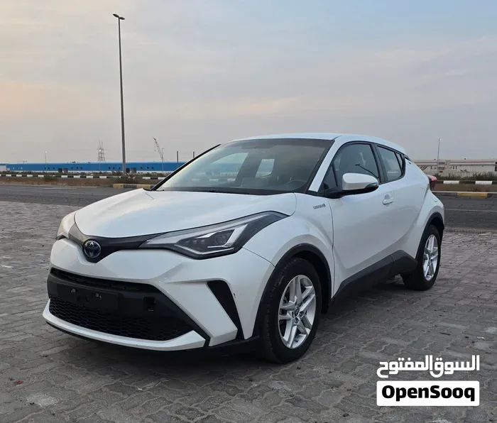 Toyota C-Hr 2023 photo 2
