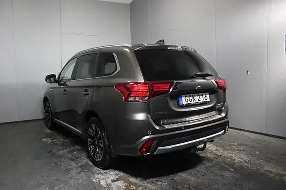 Mitsubishi Outlander 2018 photo 3
