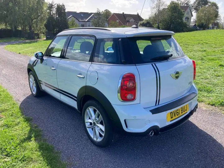 Mini Countryman 2011 photo 3