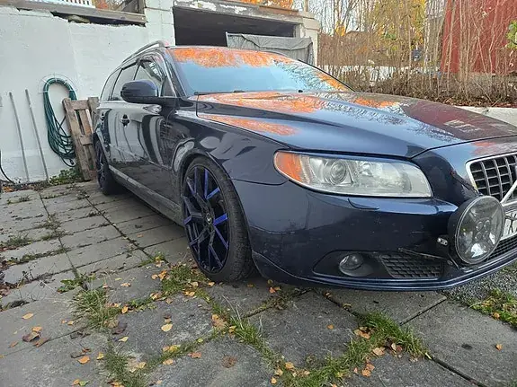 Volvo V70 2010 photo 5
