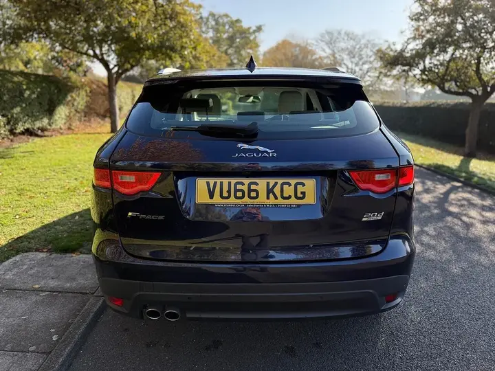 Jaguar F-Pace 2016 photo 4