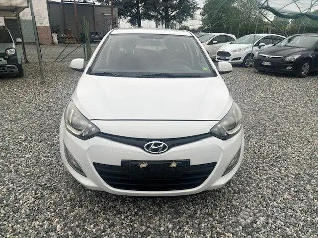 Hyundai I20 2013 photo 2