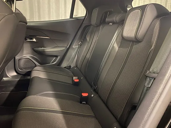 Peugeot 2008 2023 photo 4