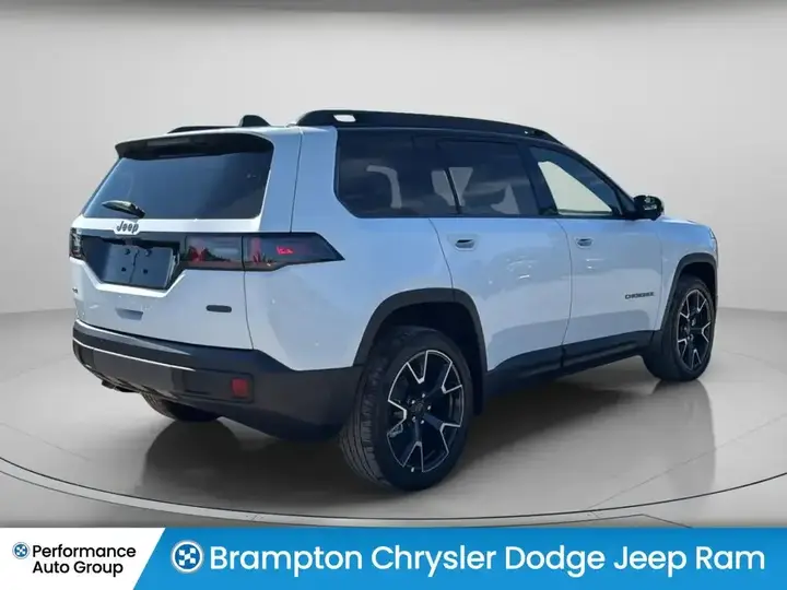 Jeep Cherokee 2026 photo 5