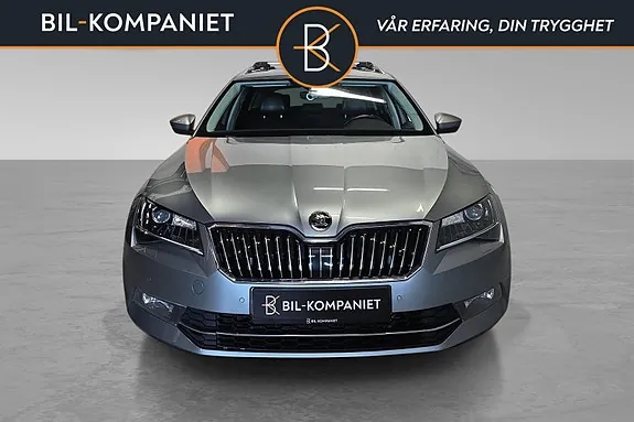 Skoda Superb 2016 photo 5