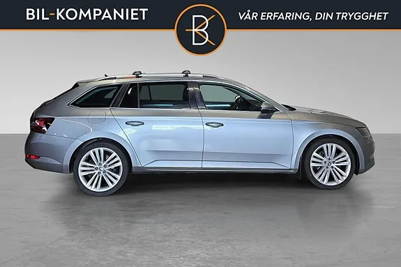 Skoda Superb 2016 photo 2