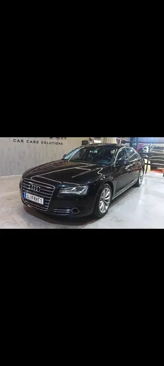 Audi A8 2012 photo 3