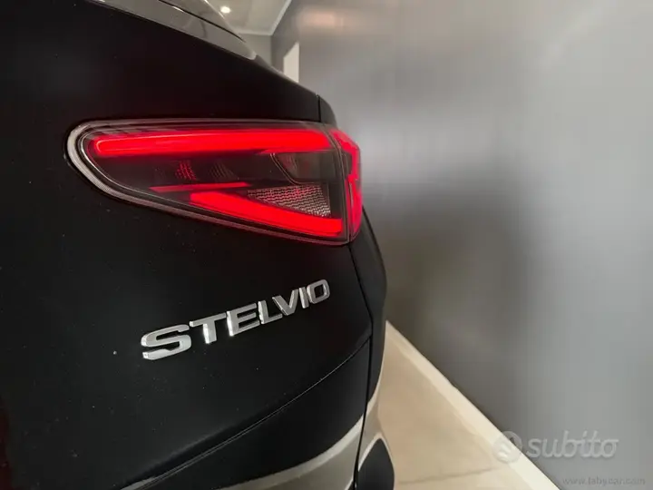 Alfa Romeo Stelvio 2024 photo 5