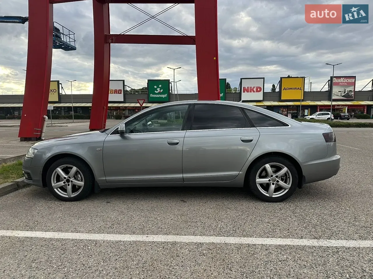 Audi A6 2010 photo 4