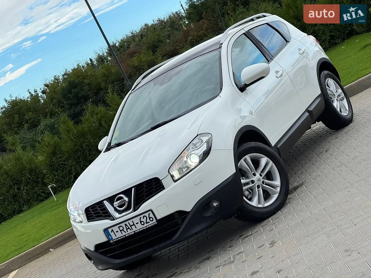 Nissan Qashqai 2012 photo 3