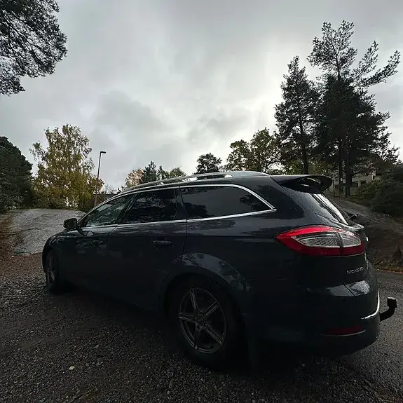 Ford Mondeo 2011 photo 5