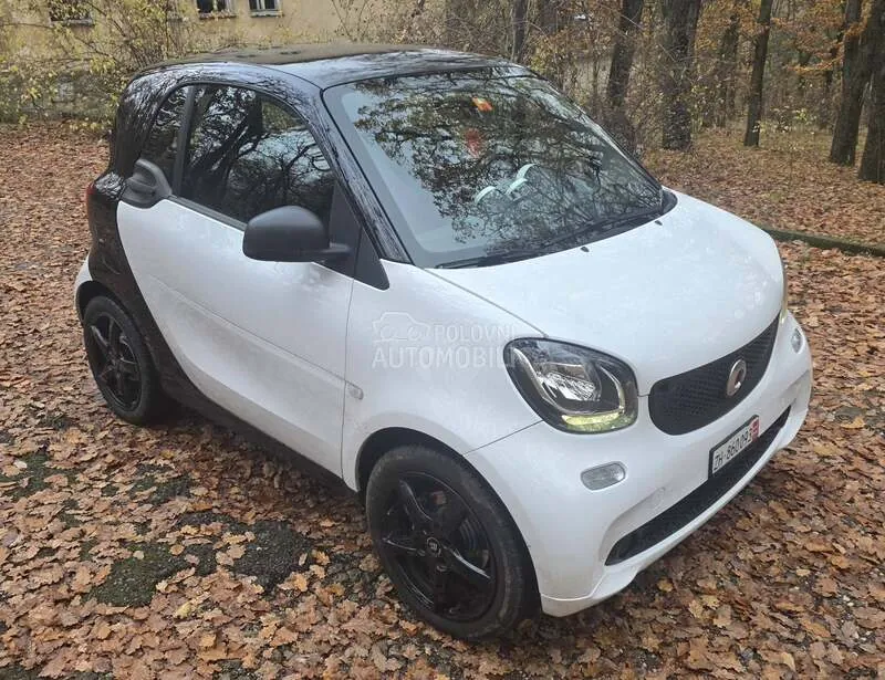 Smart Fortwo 2015 photo 3