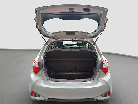 Toyota Yaris 2018 photo 5