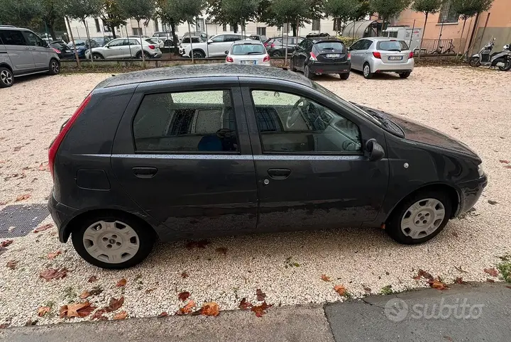 Fiat Punto 2001 photo 3