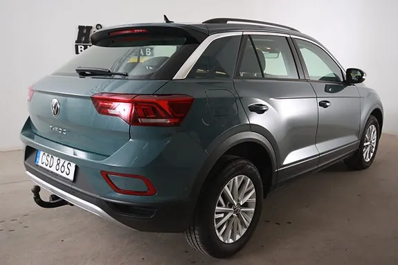 Volkswagen T-Roc 2023 photo 2