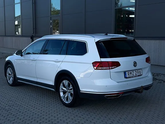 Volkswagen Passat Alltrack 2018 photo 3