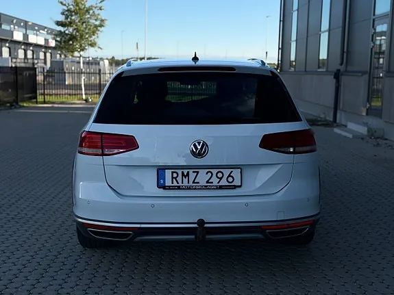 Volkswagen Passat Alltrack 2018 photo 4