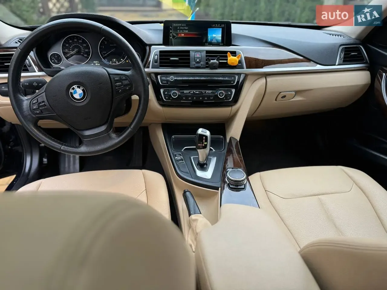 BMW 3 Series 2016 photo 2