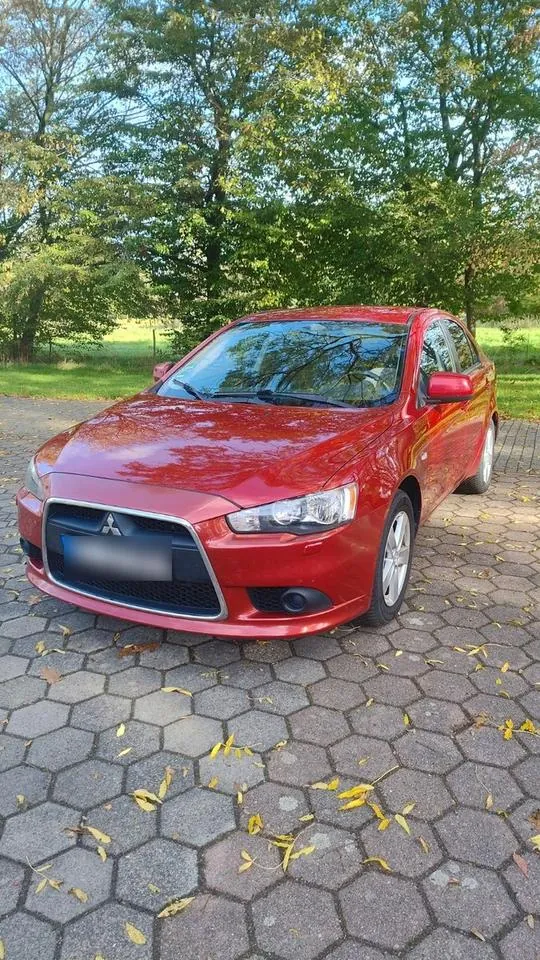 Mitsubishi Lancer