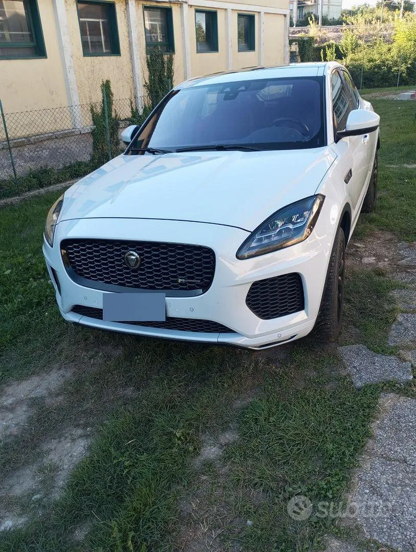 Jaguar E-Pace 2020 photo 3