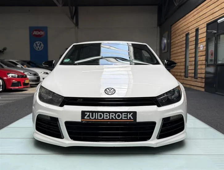 Volkswagen Scirocco 2012 photo 2