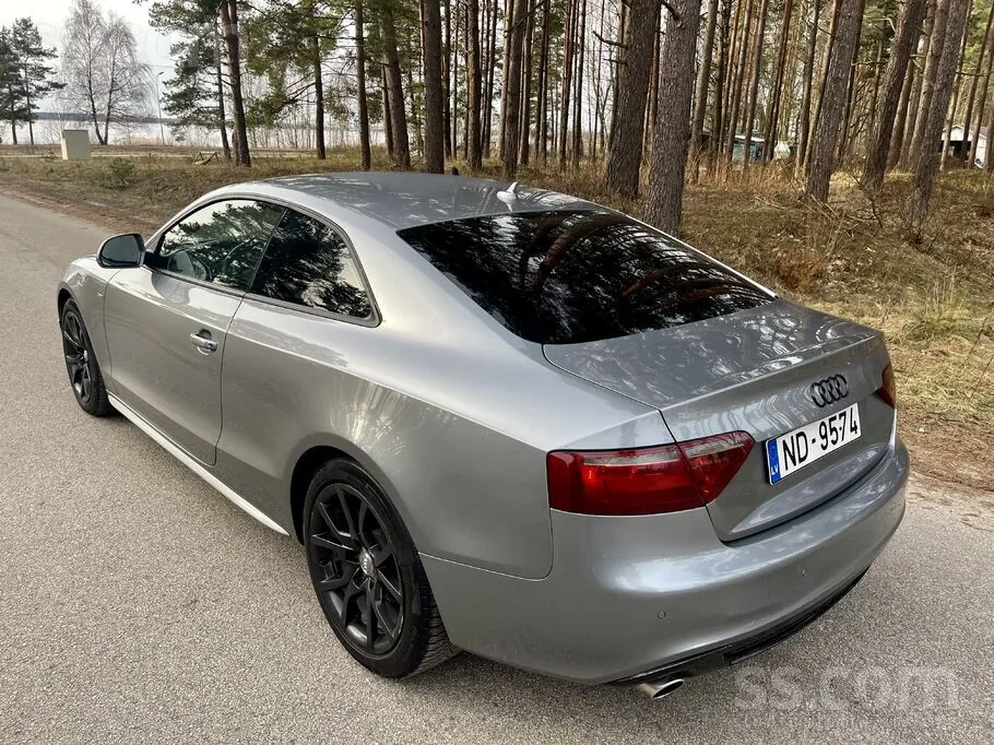 Audi A5 2008 photo 2