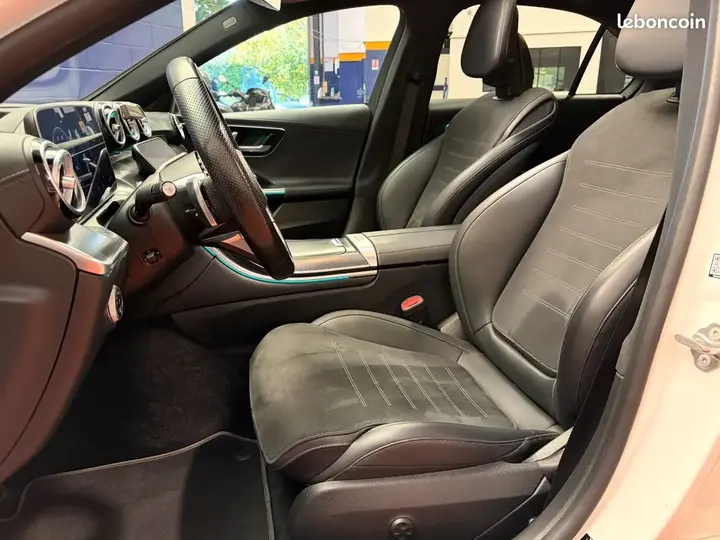 Mercedes-Benz C-Class 2023 photo 5