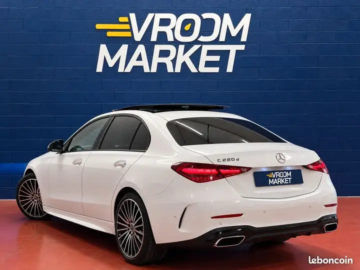 Mercedes-Benz C-Class 2023 photo 3