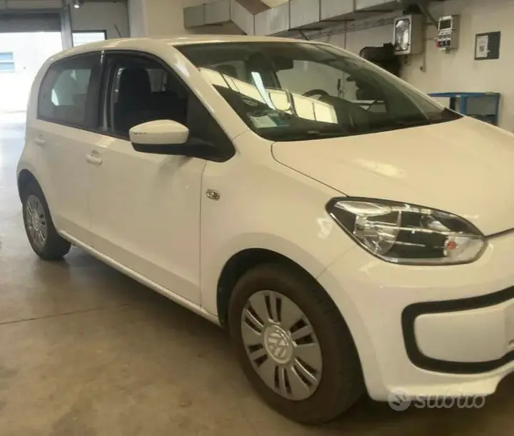 Volkswagen Up 2013 photo 3