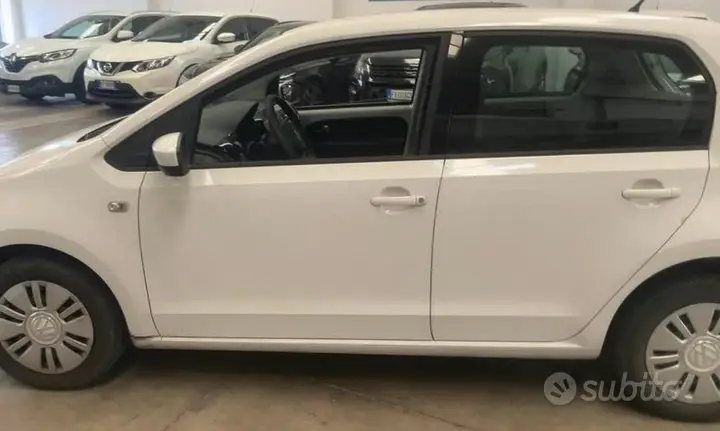 Volkswagen Up 2013 photo 5