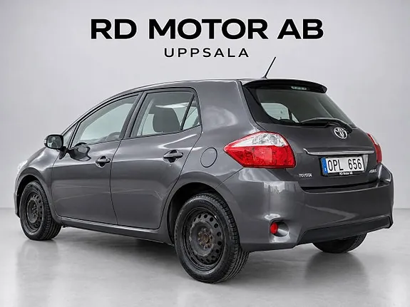 Toyota Auris 2010 photo 4