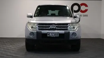Mitsubishi Pajero 2008 photo 3