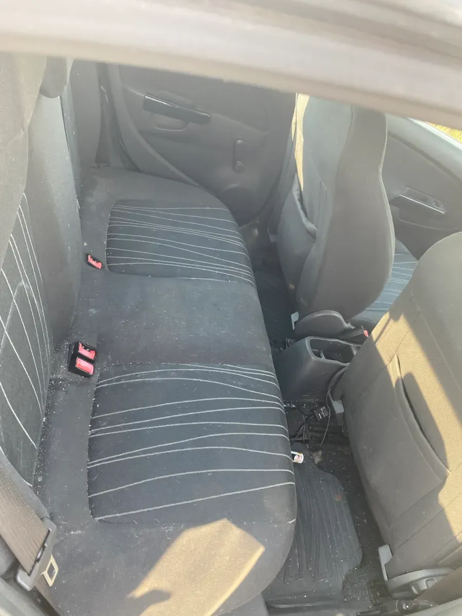 Opel Corsa 2009 photo 3