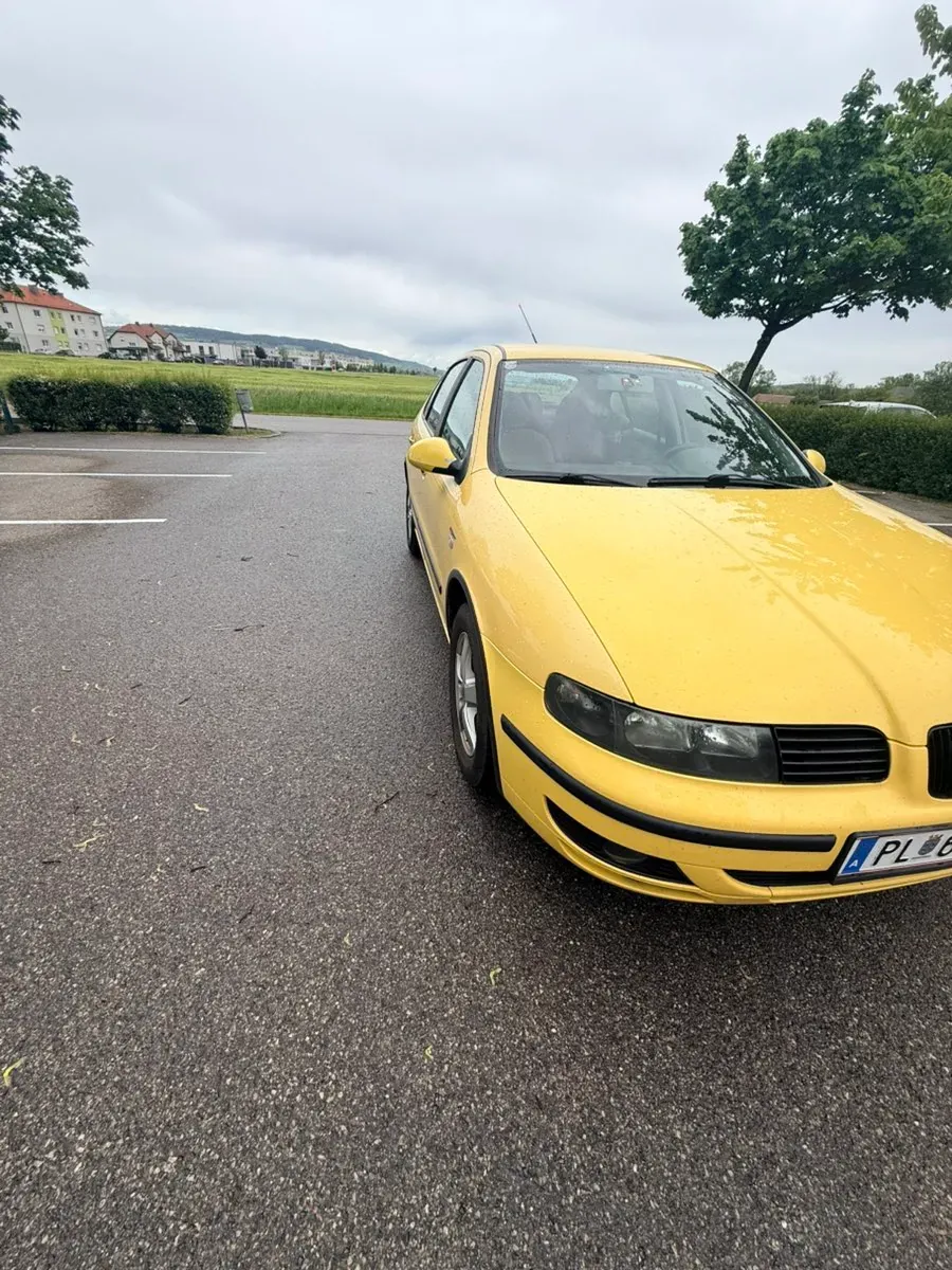 Seat Leon 2006 photo 2