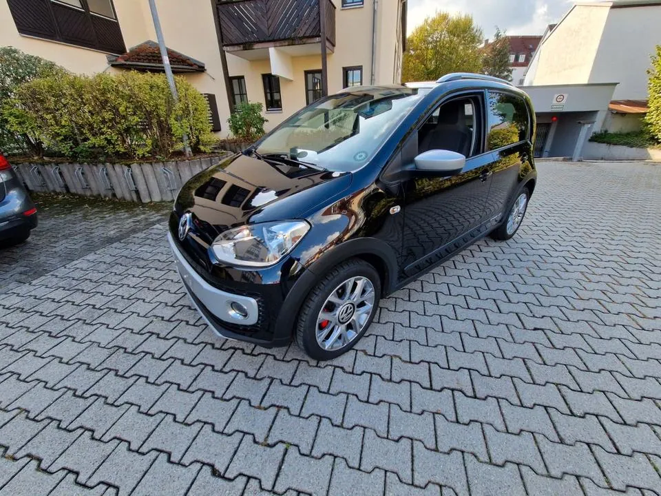 Volkswagen Up