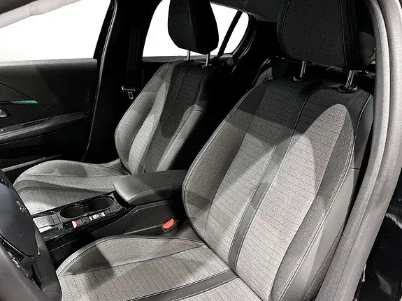 Peugeot 208 2023 photo 5