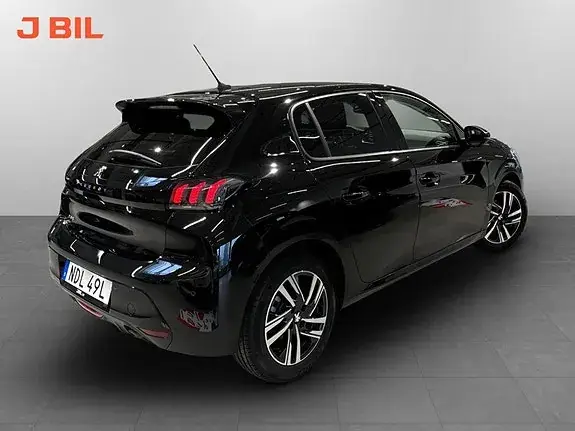 Peugeot 208 2023 photo 3