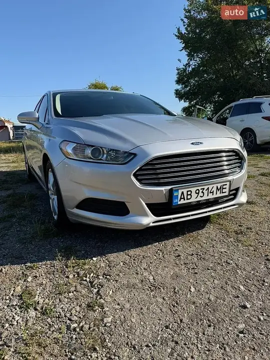 Ford Fusion 2015 photo 3