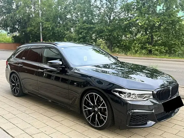 BMW 5 Series 2017 photo 2
