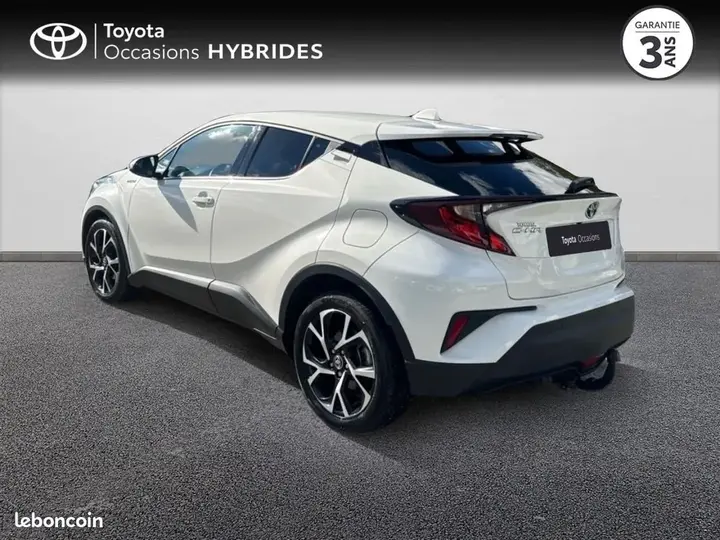 Toyota C-Hr 2020 photo 2