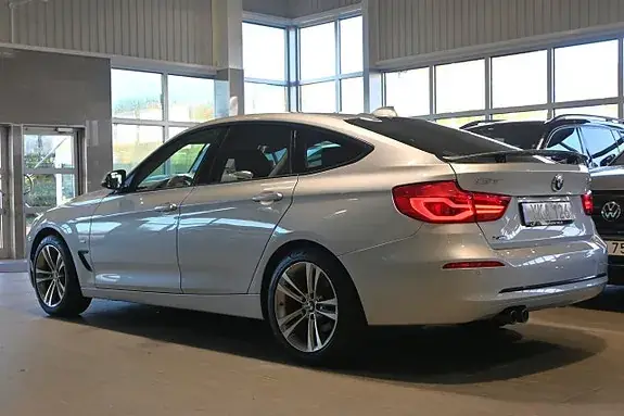 BMW 320D 2017 photo 3