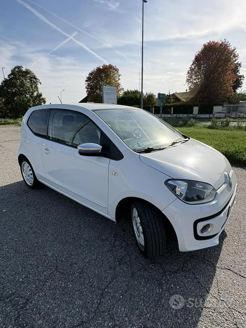 Volkswagen Up