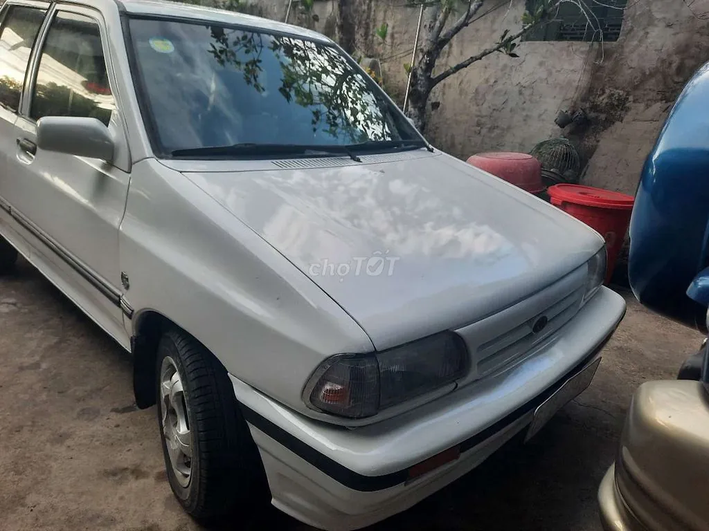 Kia Cd5 2001 photo 3