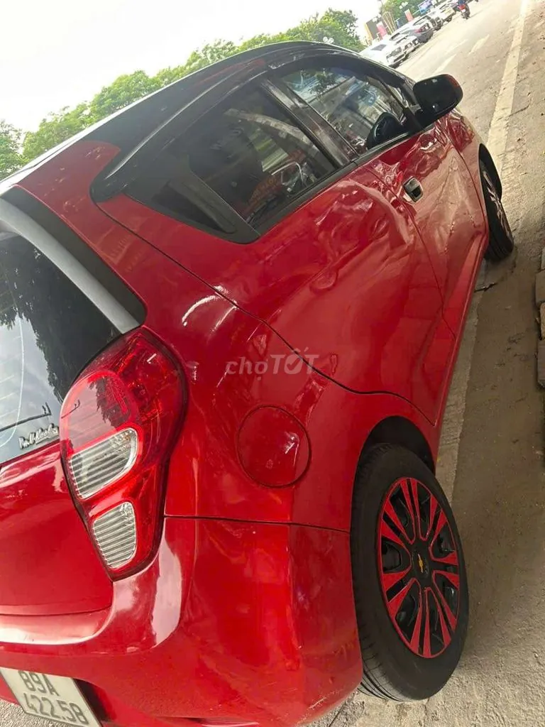 Chevrolet Spark 2018 photo 2