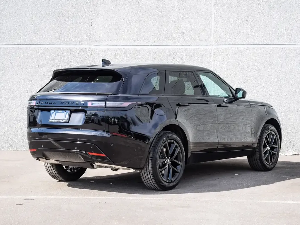 Land Rover Range Rover Velar 2026 photo 4