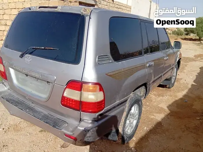 Toyota Land Cruiser 2004 photo 4